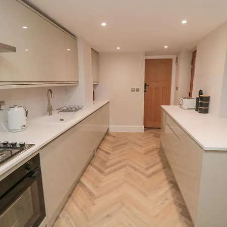 29 Garnet Street *
